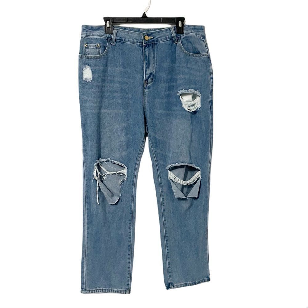 SHEIN Destroyed Light Wash Boot Cut Jeans 1X